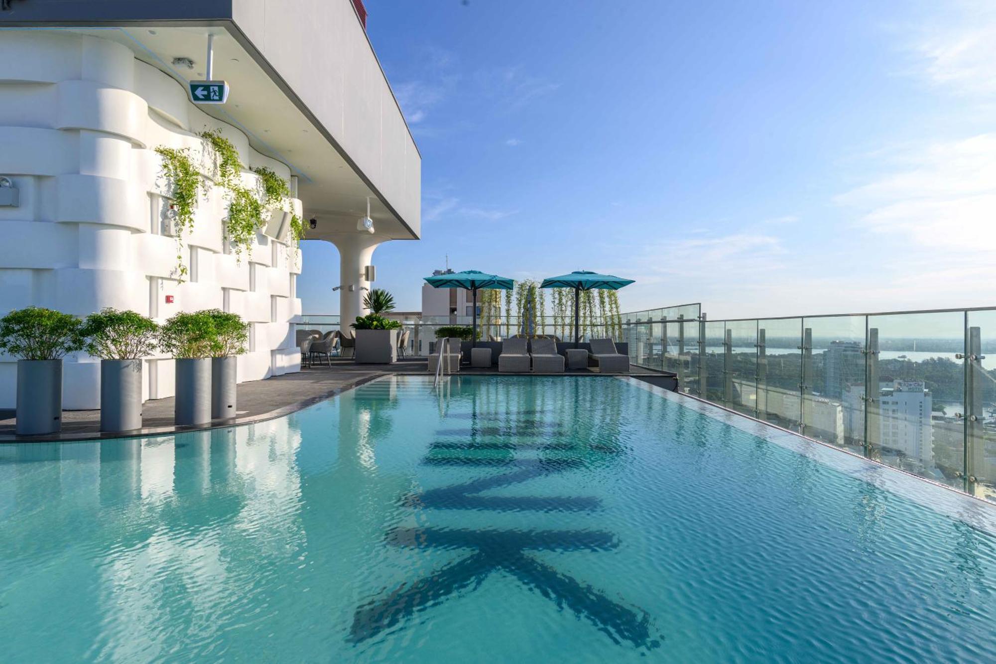 Wink Hotel Can Tho Ninh Kieu Wharf - 24Hrs Stay & Rooftop Pool Bar Eksteriør billede